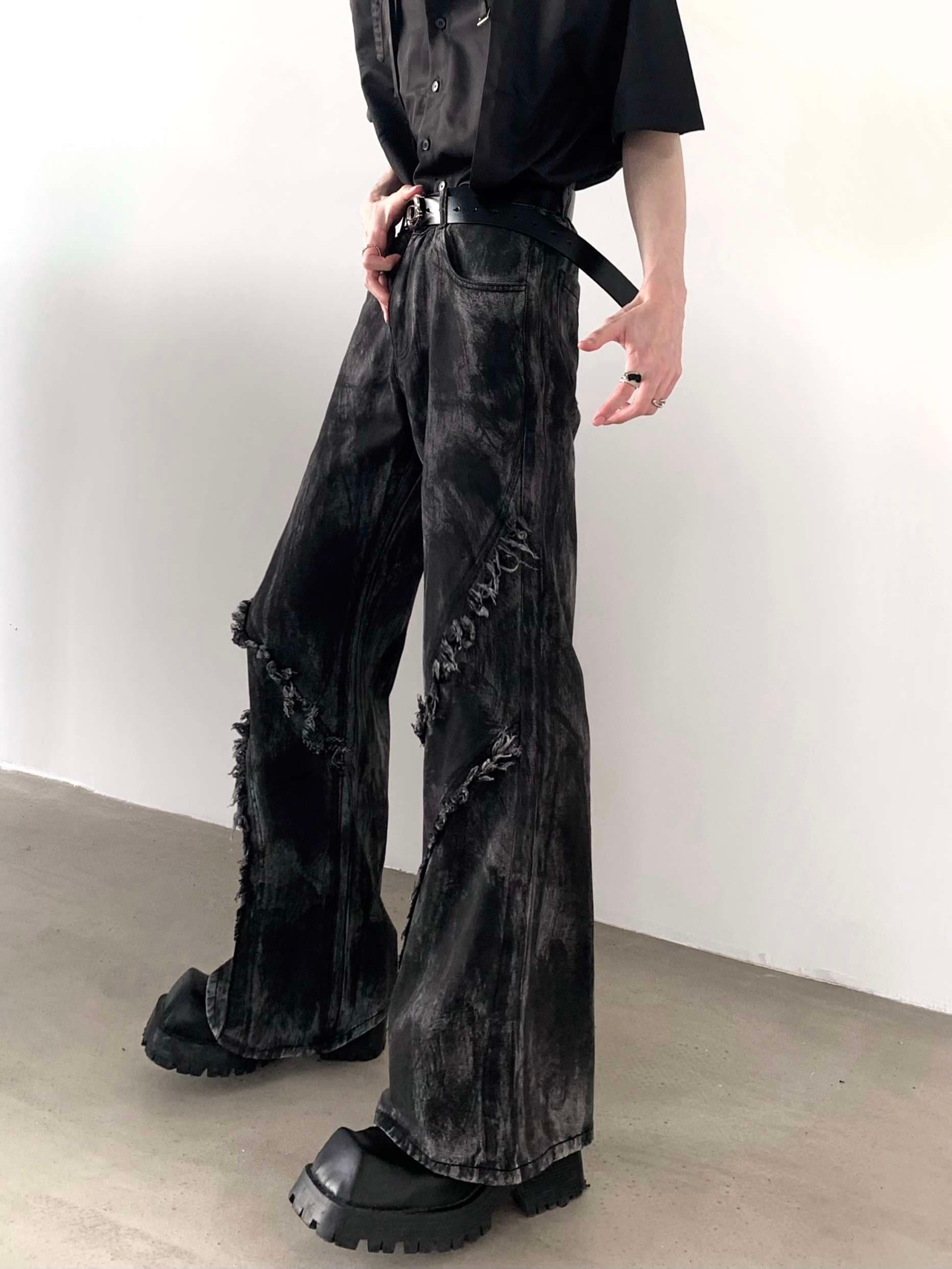 黒コーデ ヴィンテージ風ダメージ加工ワイドデニムパンツ
