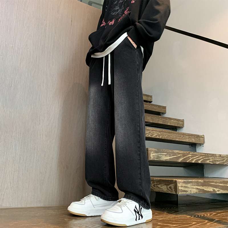 黒コーデ リラックスフィット ワイドデニムパンツ
