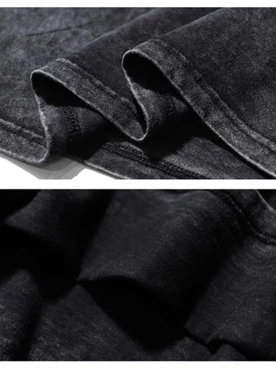 黒コーデ エクスクワイジット ストリート ブラックTシャツ