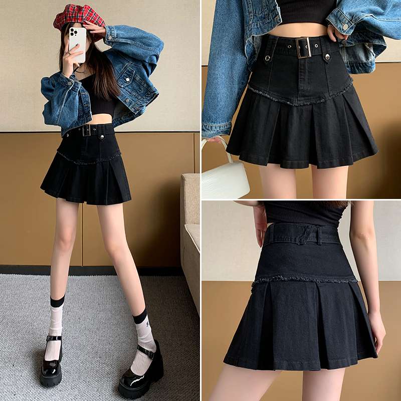黒コーデ プリーツミニスカート付きベルトデニムスカート