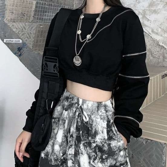 黒コーデ モードZIPクロップドトップス
