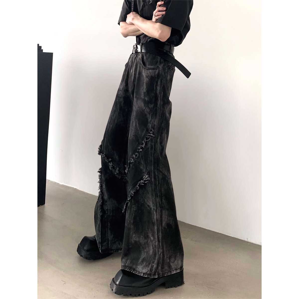 黒コーデ ヴィンテージ風ダメージ加工ワイドデニムパンツ