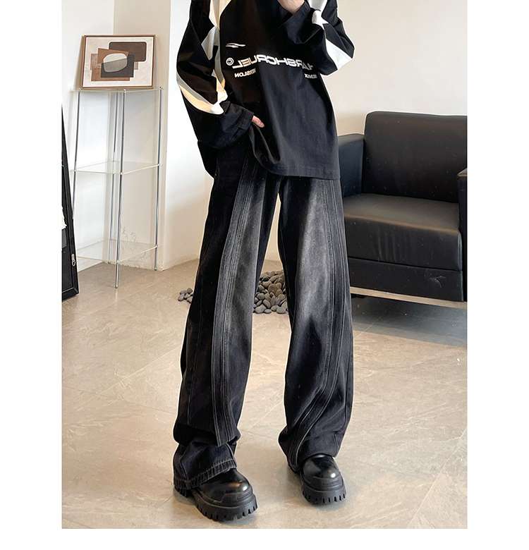 黒コーデ ストレートワイドデニムパンツ