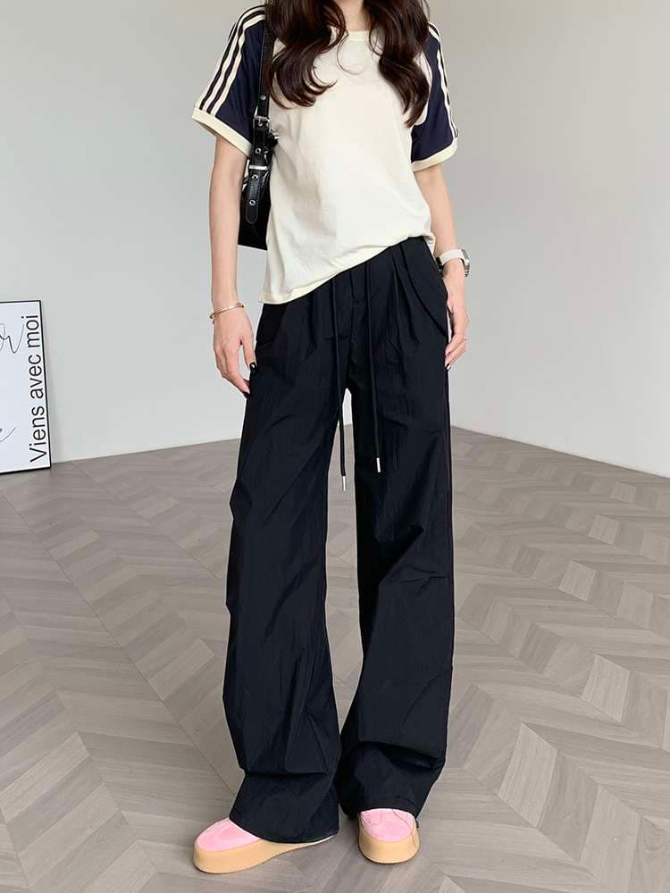 黒コーデ ハイウエストワイドパンツ