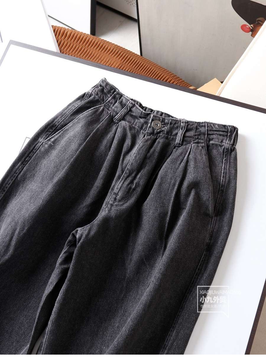 黒コーデ ヴィンテージ風ワイドデニムパンツ