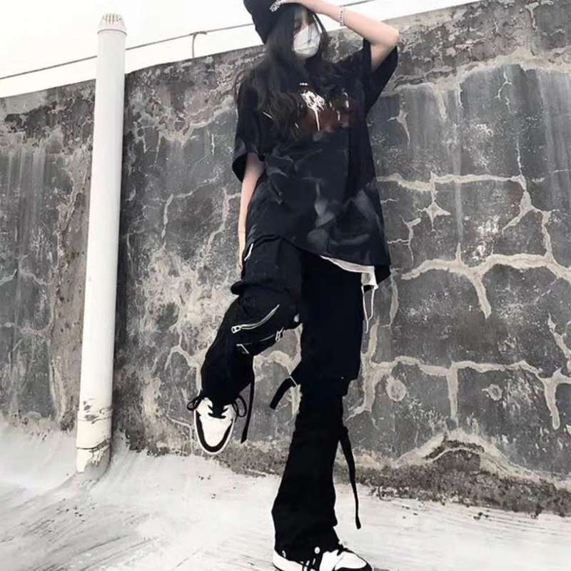 黒コーデ ストリートゴシックカーゴパンツ