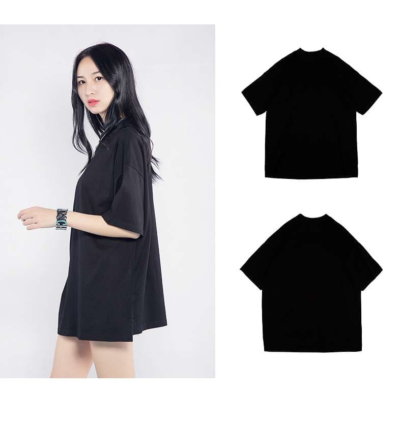 黒コーデ オーバーサイズ シンプル ブラックTシャツ