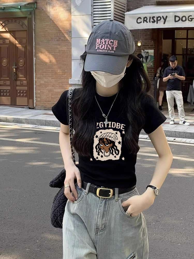 黒コーデ グラフィックTシャツ4枚セット ストリートファッション