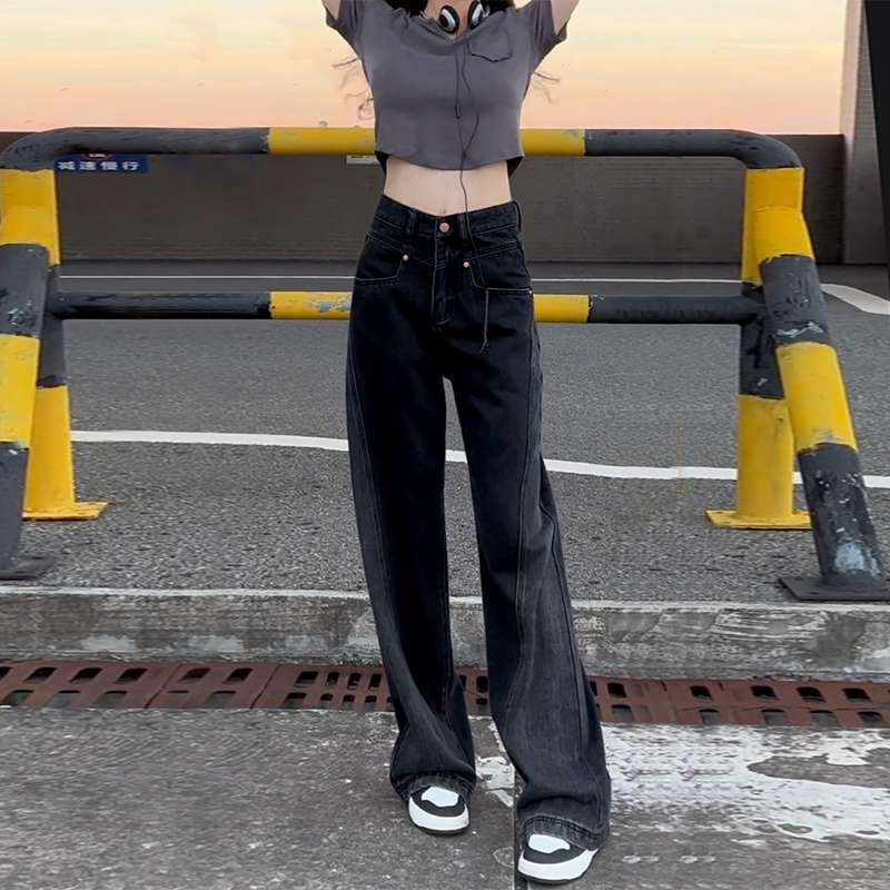 黒コーデ ストリートスタイル ワイドデニムパンツ