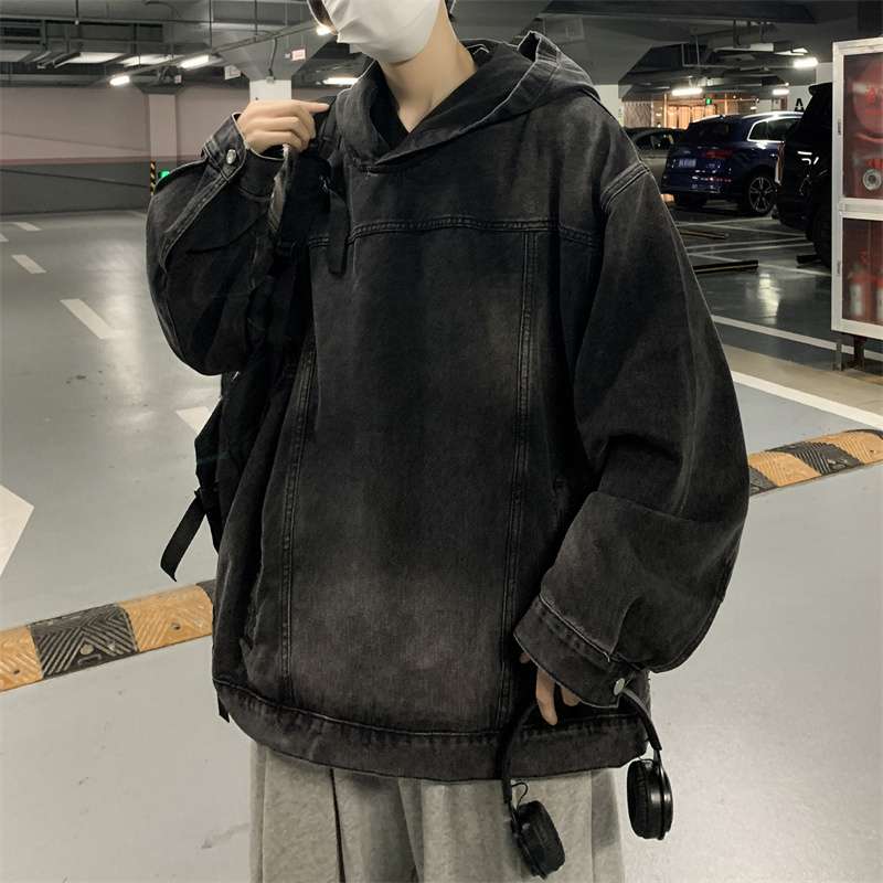 黒コーデ オーバーサイズデニムフーディジャケット