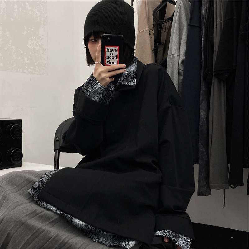 黒コーデ モノトーンスネークパターンシャツジャケット