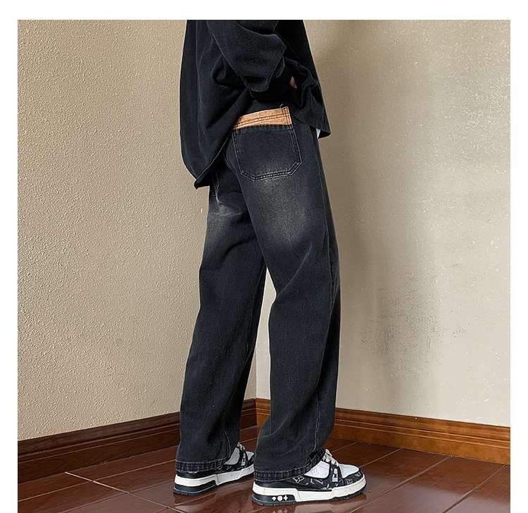 黒コーデ ヴィンテージ風ワイドデニムパンツ
