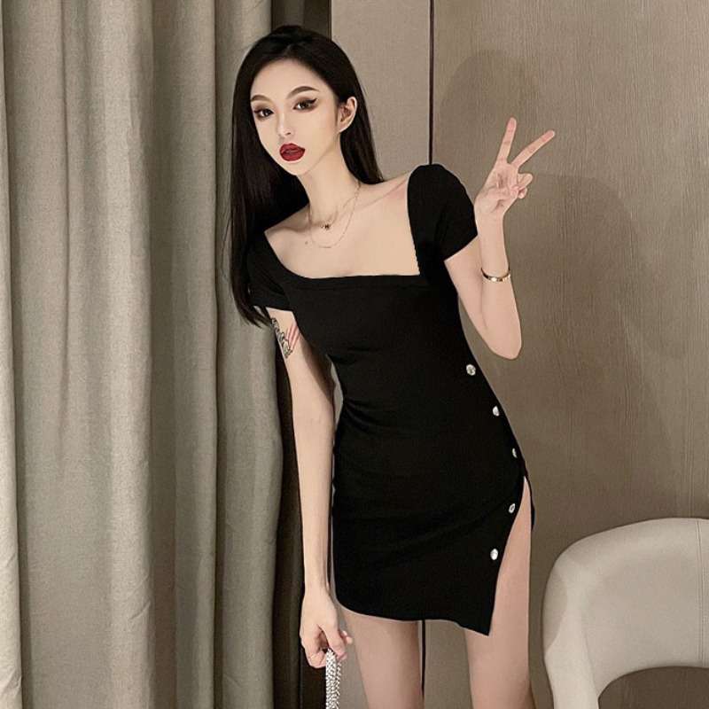 黒コーデ セクシーサイドスリット入りブラックミニドレス