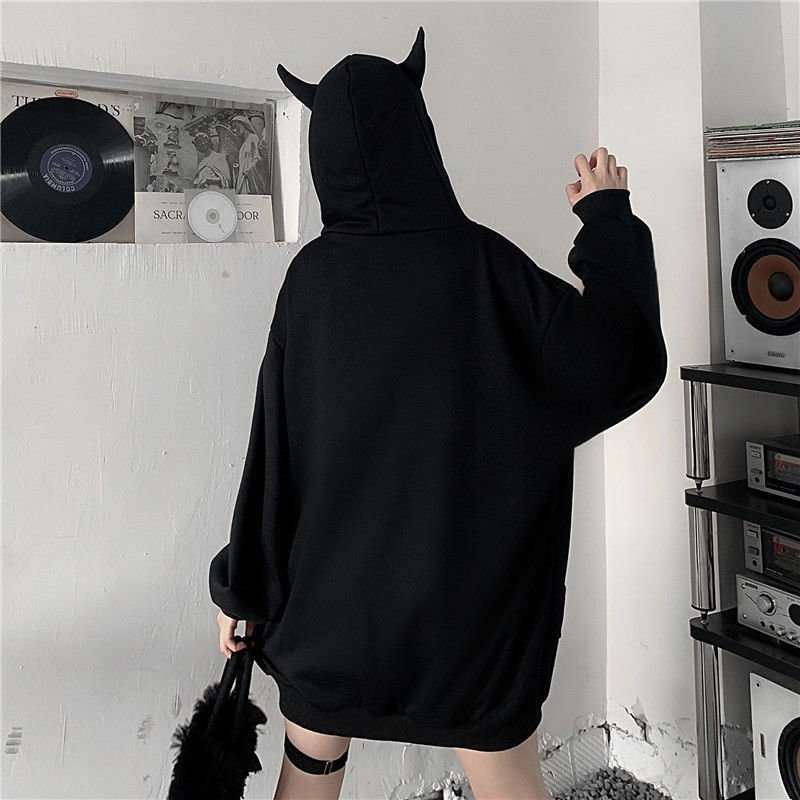 黒コーデ 悪魔耳フード付きジップアップパーカー