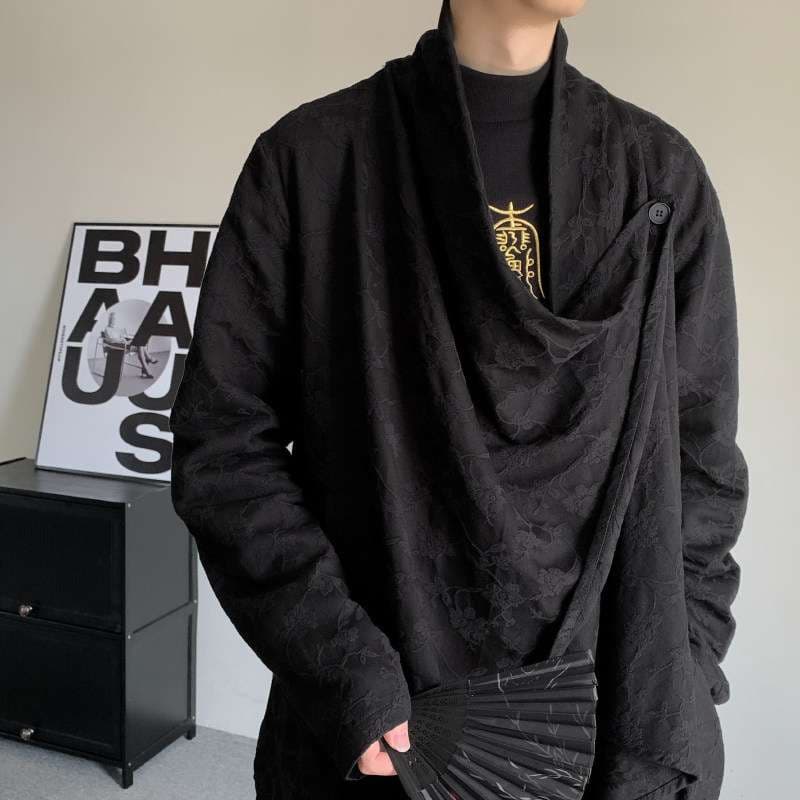 黒コーデ 刺繍入り和風デザインシャツ