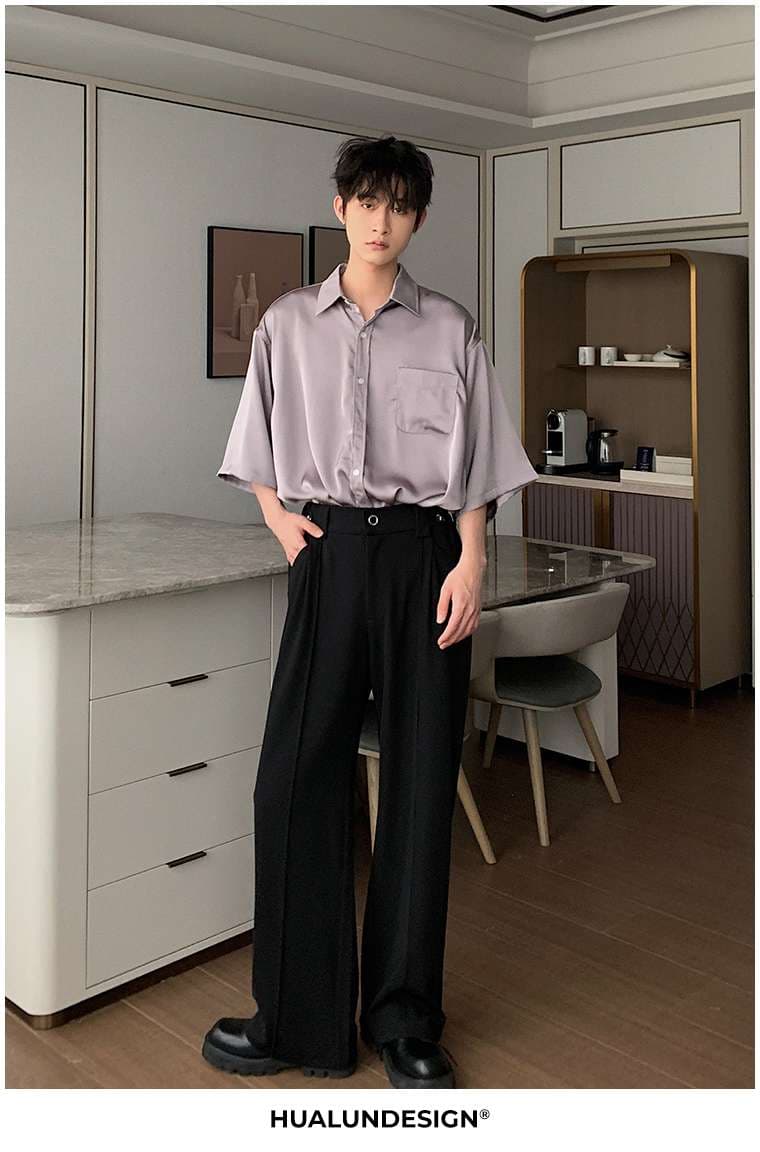黒コーデ オーバーサイズ・ワイドレッグパンツ