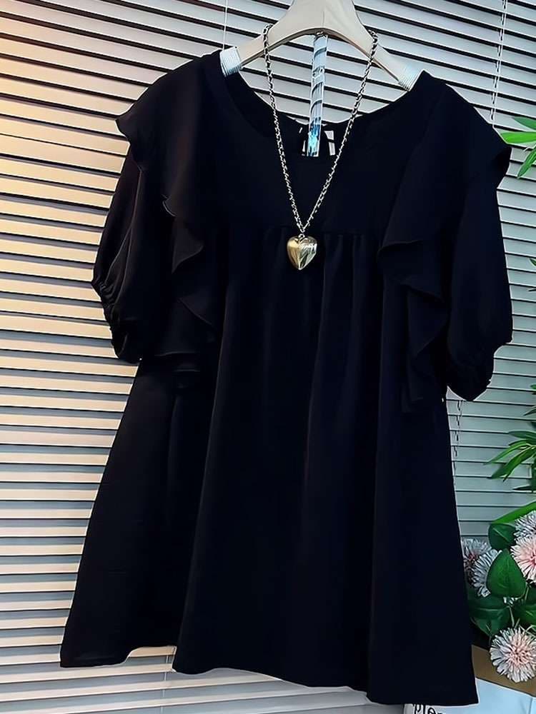 黒コーデ フリルショルダー ハートネックレス付き ブラックトップス