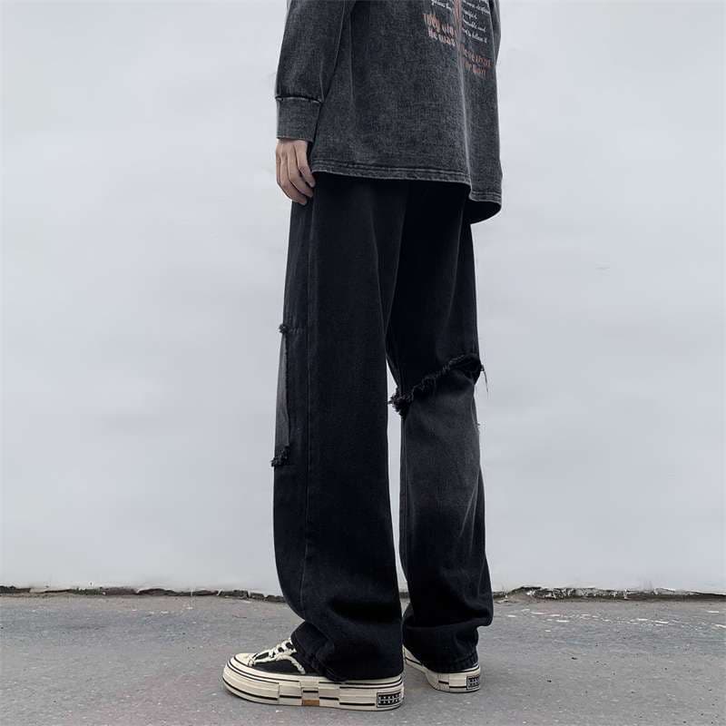 黒コーデ ダメージ加工ワイドデニムパンツ
