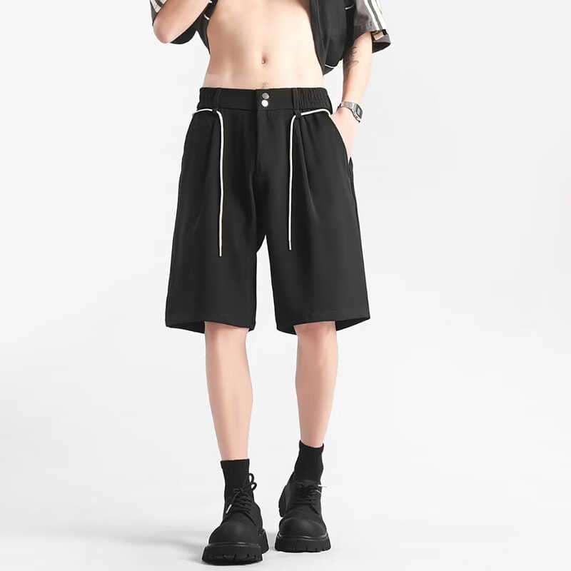 黒コーデ ドローストリング付きワイドショートパンツ