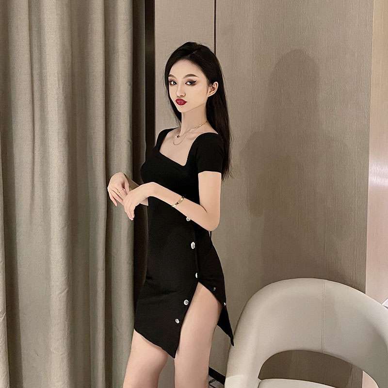 黒コーデ セクシーサイドスリット入りブラックミニドレス