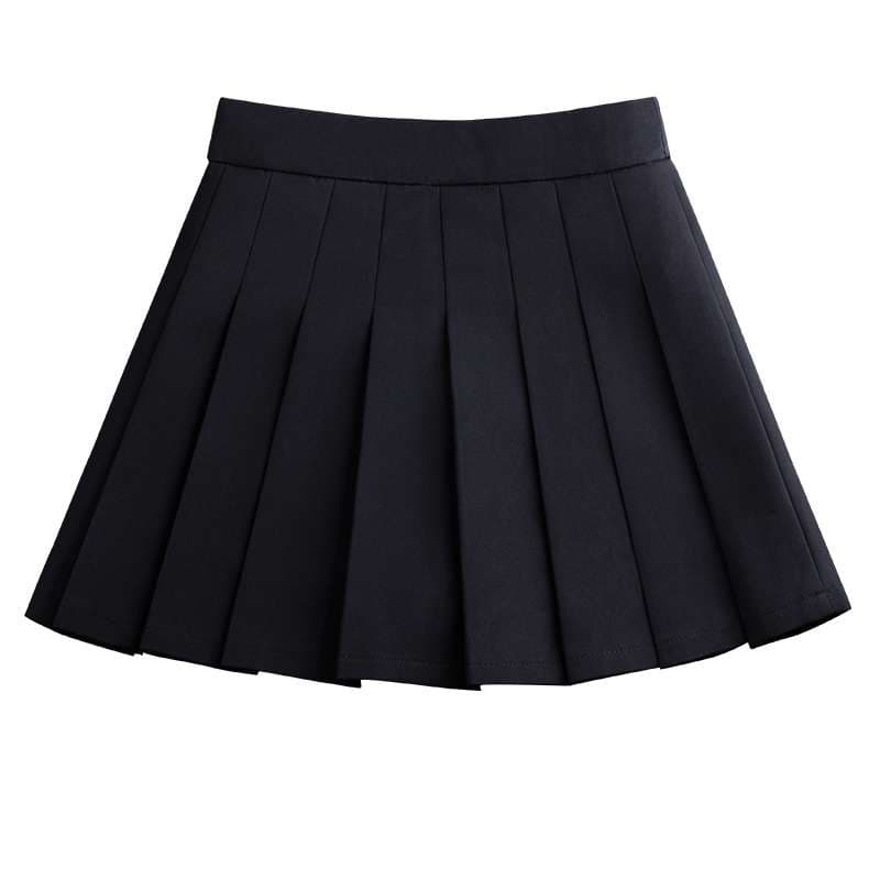 黒コーデ プリーツミニスカート