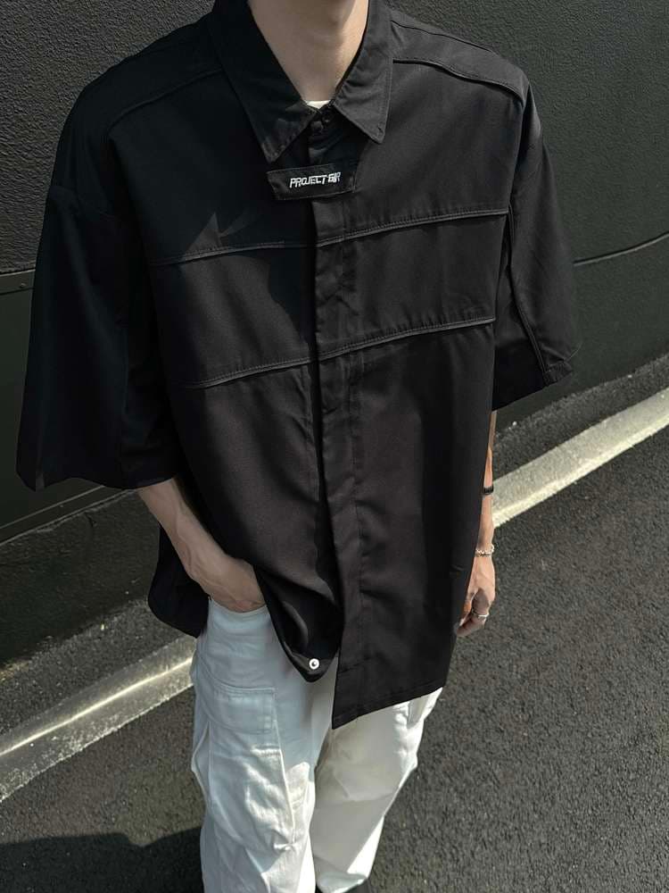 黒コーデ プロジェクト テック オーバーサイズシャツ