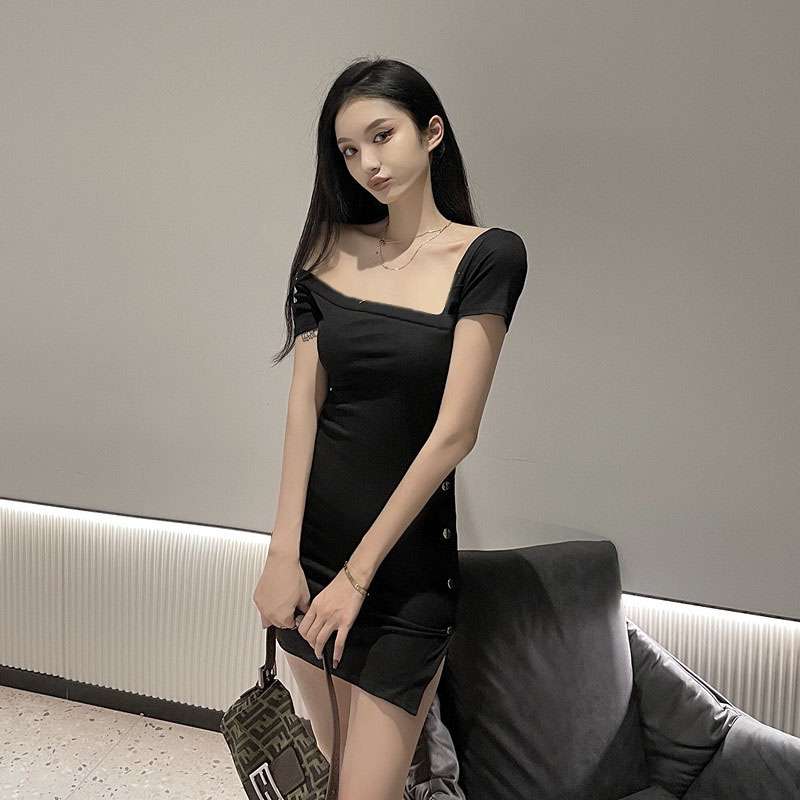 黒コーデ セクシーサイドスリット入りブラックミニドレス
