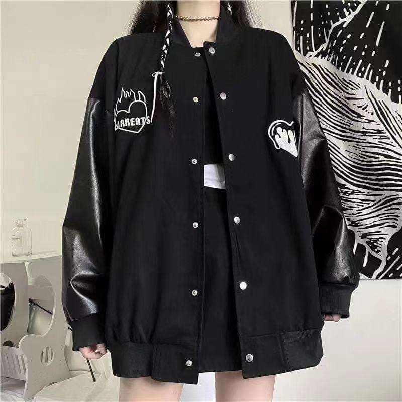 黒コーデ ゴシックストリートスタイルジャケット