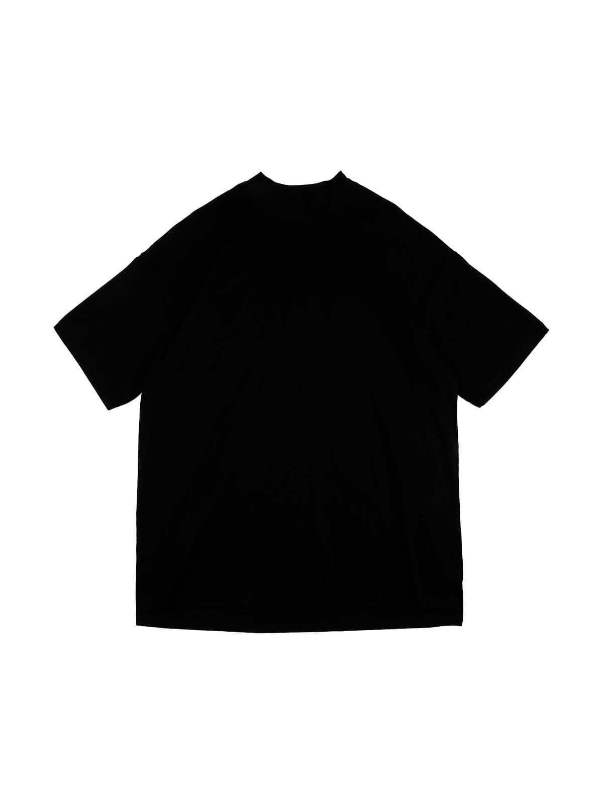 黒コーデ オーバーサイズ シンプル ブラックTシャツ