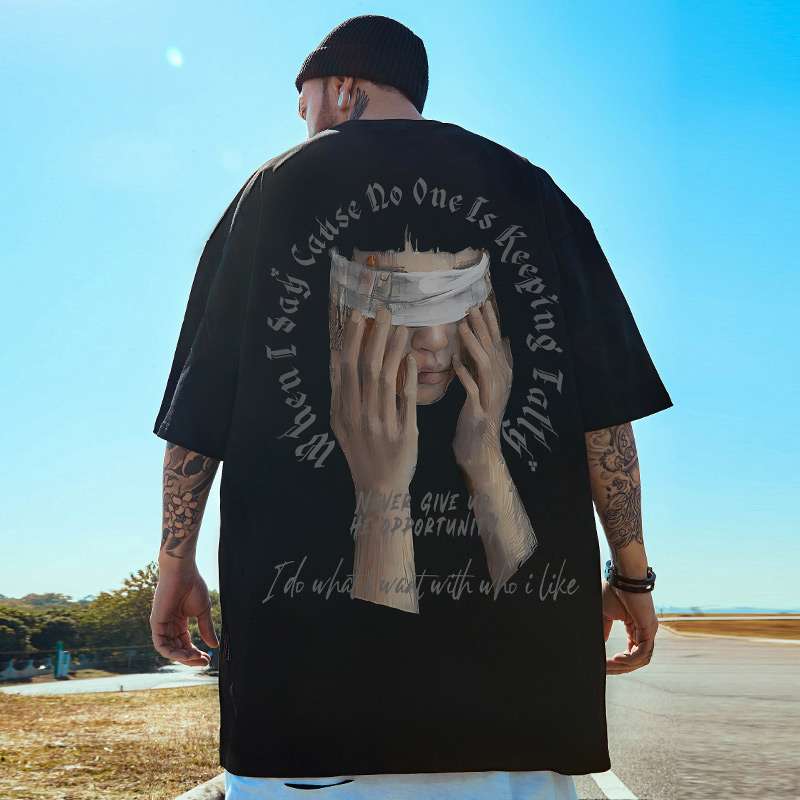 黒コーデ 神秘的ビジョン オーバーサイズTシャツ